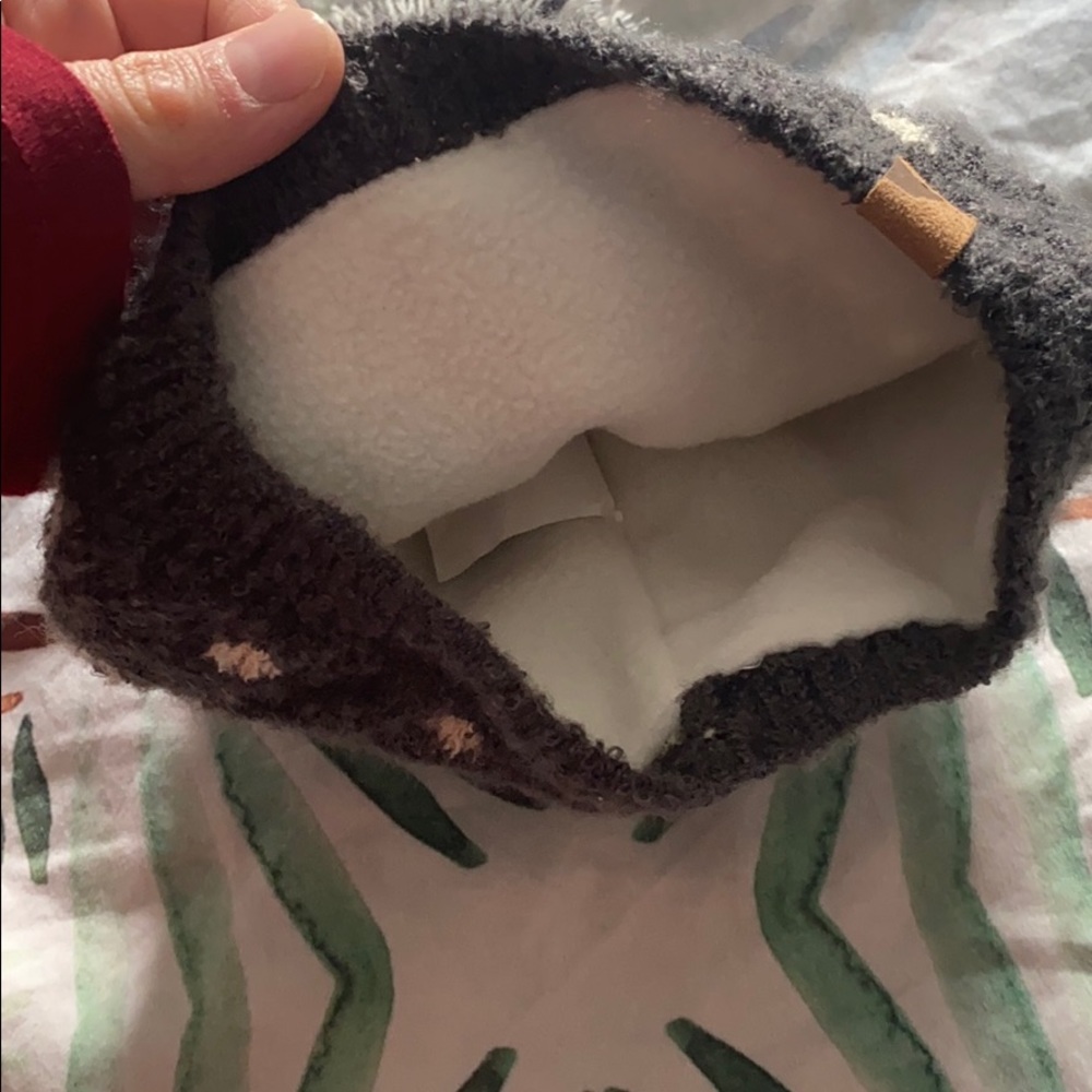 Warm hat - Picture 2 of 3